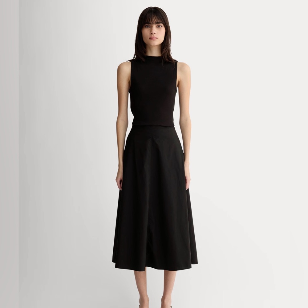 Everlane Women's Midi Skirt in Ultrasoft Cotton in Black, Size 2